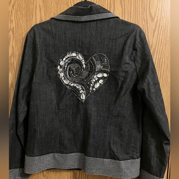 Chico's Dark Gray Embroidered Denim Style Jacket Size 1 - Picture 2 of 8